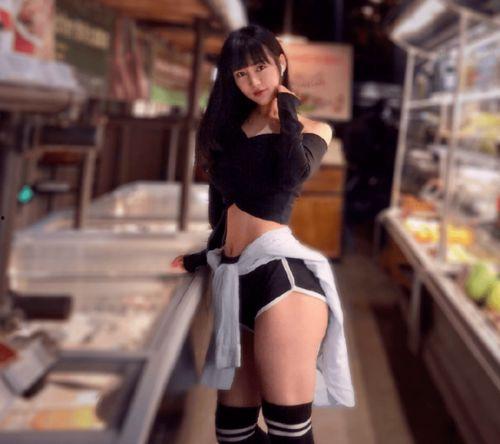 国产美女诱惑,魅力四溢的视觉盛宴  第2张